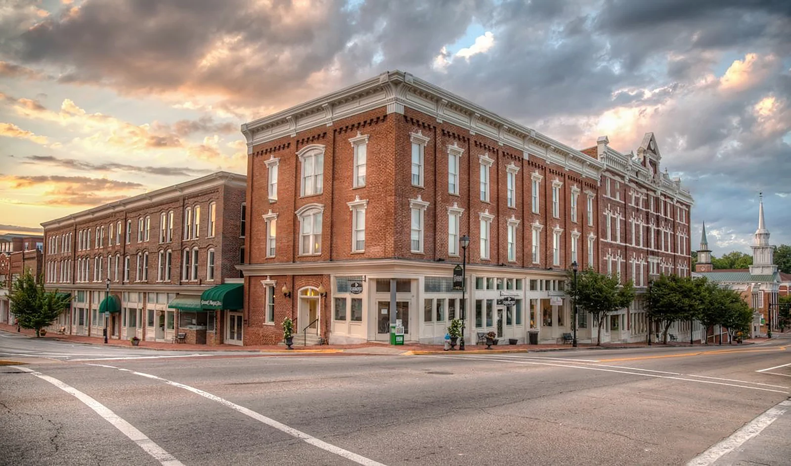 General Morgan Inn | Travel Guide | TravelPal