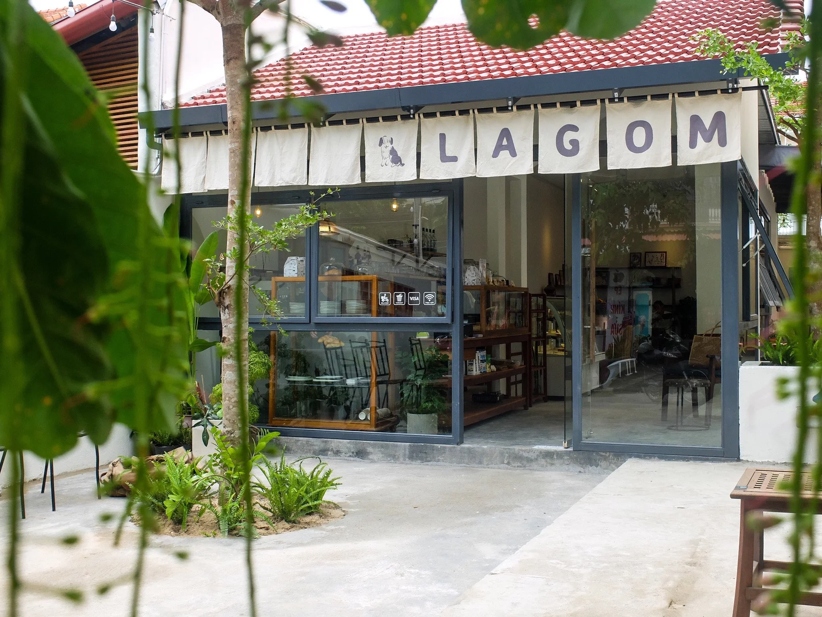 Lamom LAGOM - Bakery & Cafe | Travel Guide | TravelPal