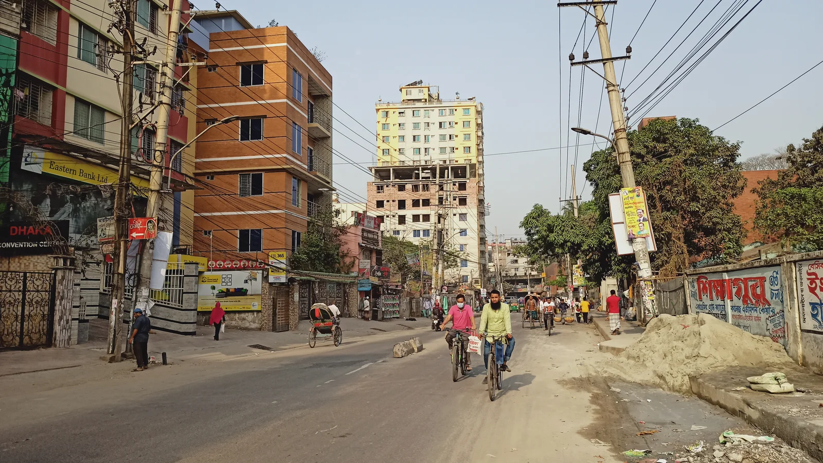 Azimpur City Guide | Things to Do & Travel Tips | TravelPal