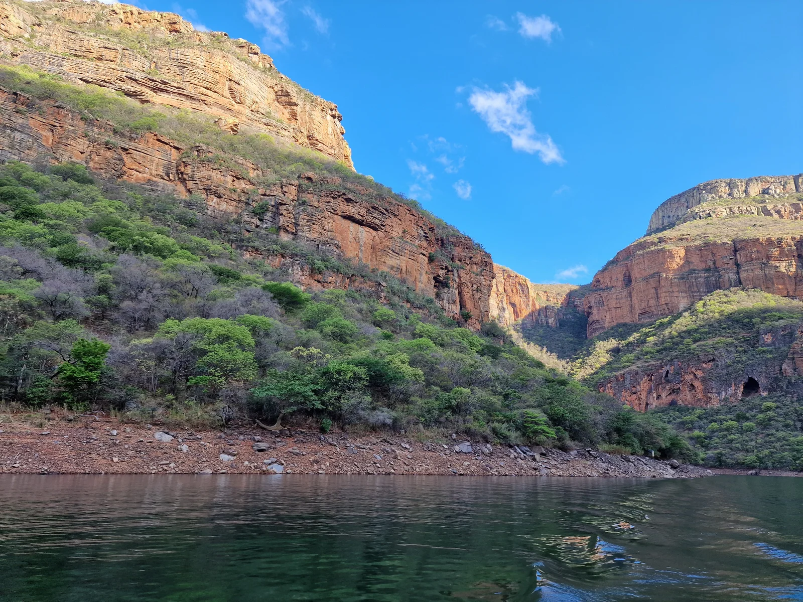 Blyde Dam Boat Cruise(Blyde Canyon Safaris) | Travel Guide | TravelPal