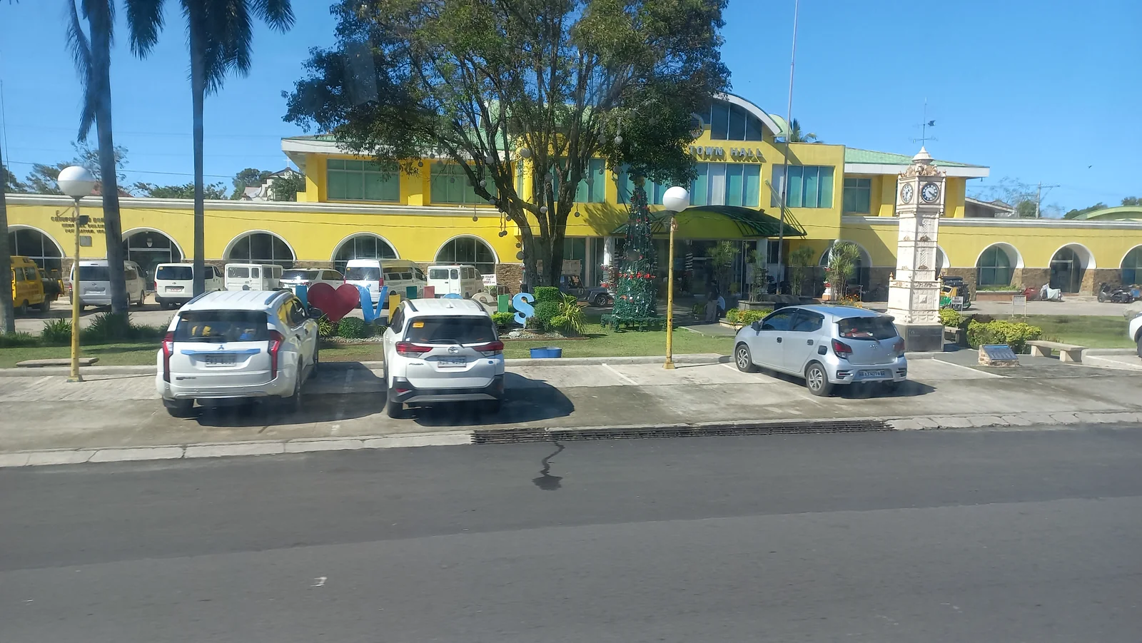 Villasis City Guide | Things to Do & Travel Tips | TravelPal