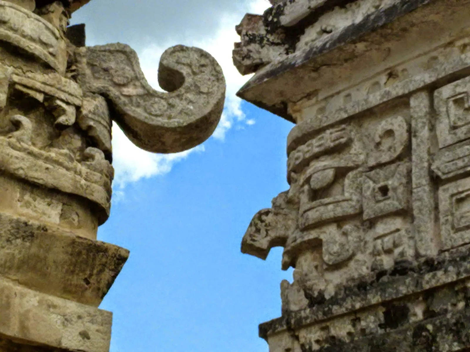 壁360ピール&スティック壁壁画: Chichen Itza、Yucatan 84 in x 28 in 